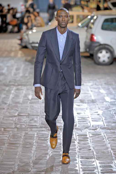 desfiles-dvn-parisverao2009menrtw-106