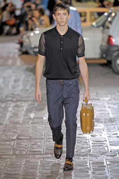 desfiles-dvn-parisverao2009menrtw-122