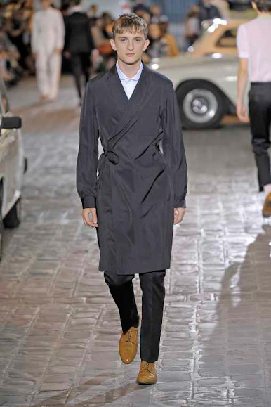 desfiles-dvn-parisverao2009menrtw-142