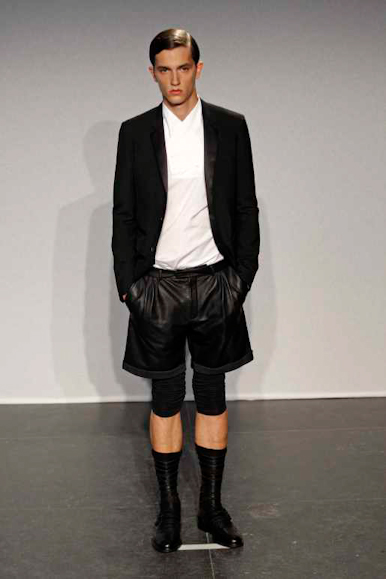 desfiles-givenchy-parisverao2009menrtw-100