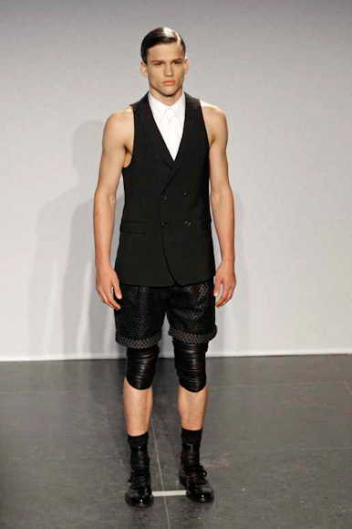 desfiles-givenchy-parisverao2009menrtw-101