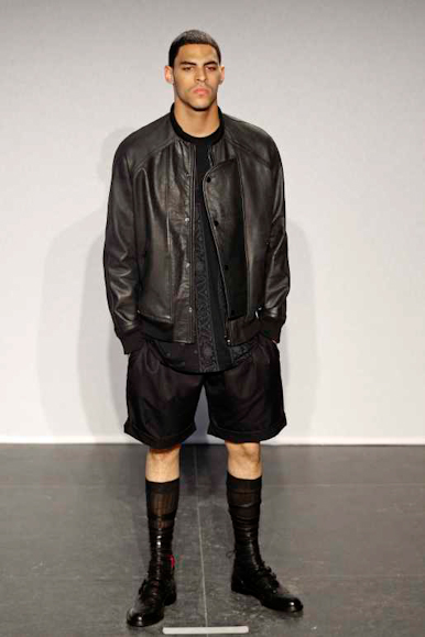 desfiles-givenchy-parisverao2009menrtw-116