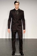 desfiles-givenchy-parisverao2009menrtw-127