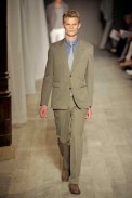 desfiles-hermes-parisverao2009menrtw-103