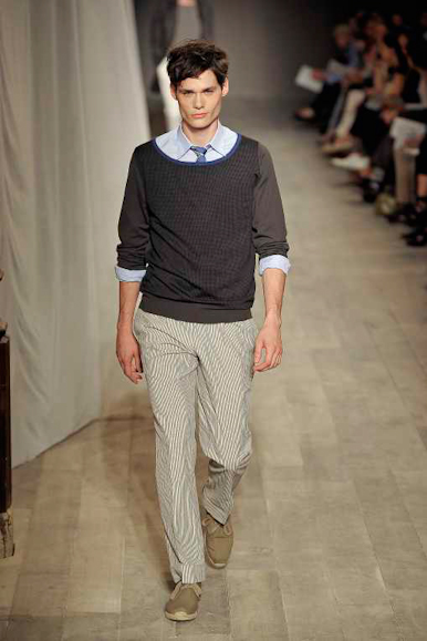 desfiles-hermes-parisverao2009menrtw-105