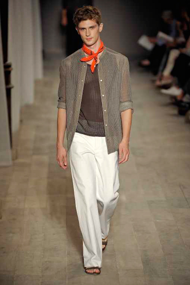 desfiles-hermes-parisverao2009menrtw-107