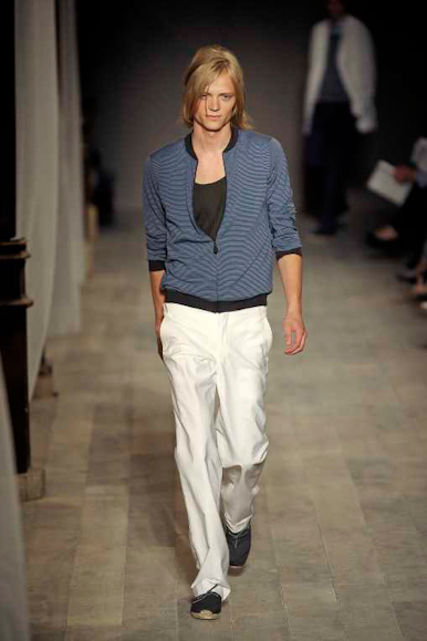 desfiles-hermes-parisverao2009menrtw-114