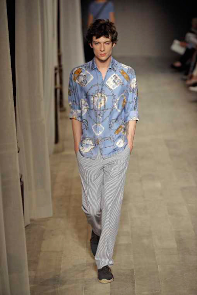 desfiles-hermes-parisverao2009menrtw-116