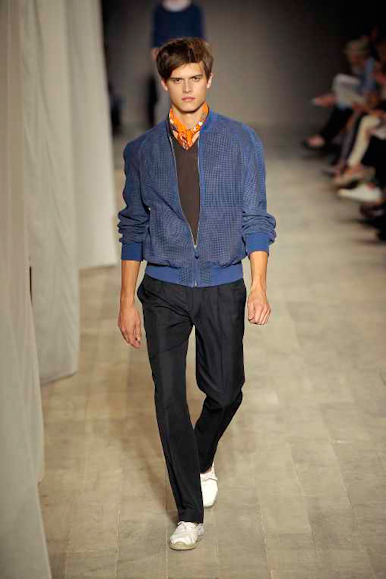 desfiles-hermes-parisverao2009menrtw-118
