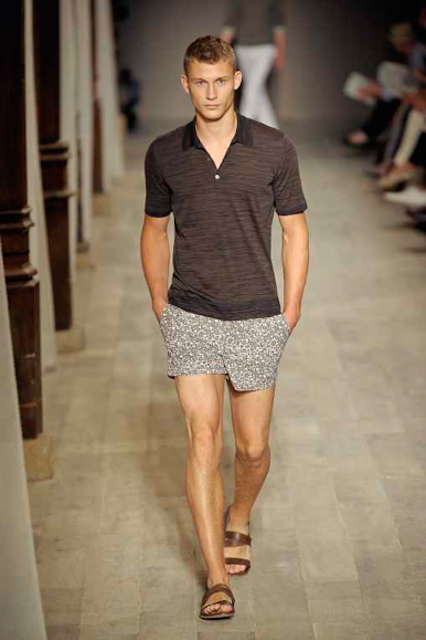 desfiles-hermes-parisverao2009menrtw-129