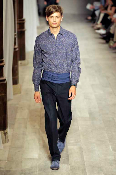 desfiles-hermes-parisverao2009menrtw-138