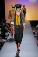 desfiles-jpgaultier-parisverao2009menrtw-144