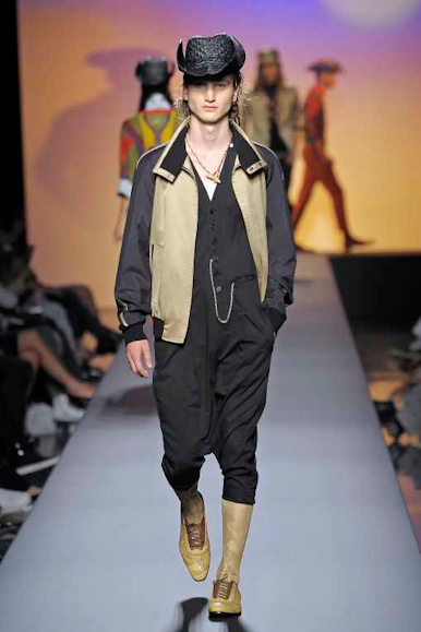 desfiles-jpgaultier-parisverao2009menrtw-145