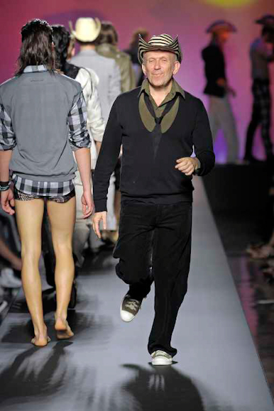 desfiles-jpgaultier-parisverao2009menrtw-150