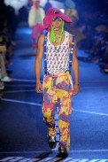 desfiles-jgalliano-parisverao2009menrtw-108
