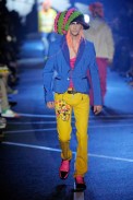 desfiles-jgalliano-parisverao2009menrtw-110