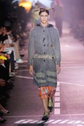 desfiles-jgalliano-parisverao2009menrtw-112
