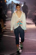 desfiles-jgalliano-parisverao2009menrtw-118