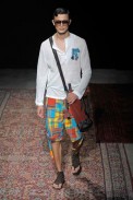 desfiles-kenzo-parisverao2009menrtw-104