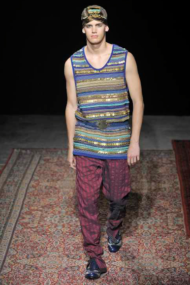 desfiles-kenzo-parisverao2009menrtw-132