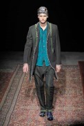 desfiles-kenzo-parisverao2009menrtw-139
