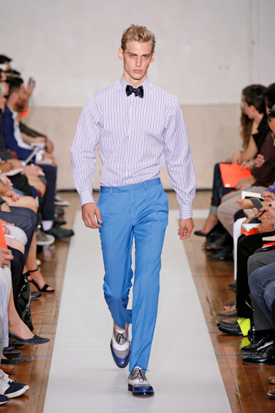 desfiles-tmugler-parisverao2009menrtw-126
