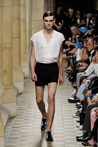 desfiles-rafsimons-parisverao2009menrtw-105