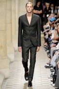 desfiles-rafsimons-parisverao2009menrtw-112