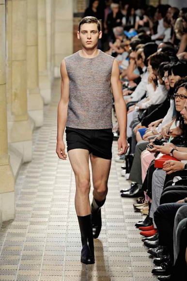 desfiles-rafsimons-parisverao2009menrtw-125