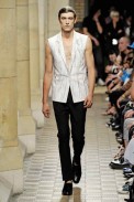 desfiles-rafsimons-parisverao2009menrtw-126