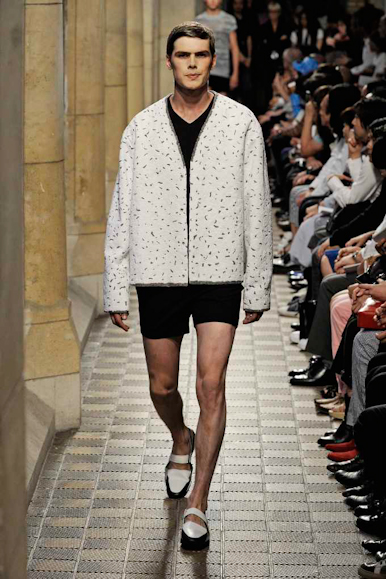 desfiles-rafsimons-parisverao2009menrtw-130