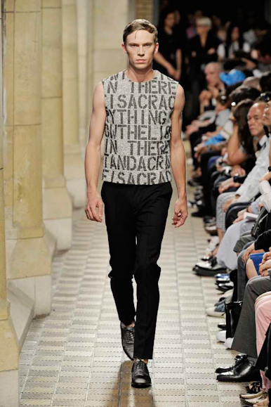 desfiles-rafsimons-parisverao2009menrtw-132