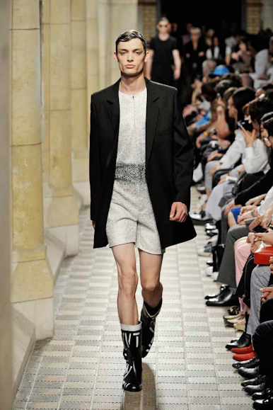desfiles-rafsimons-parisverao2009menrtw-136
