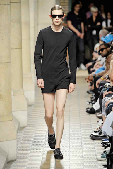 desfiles-rafsimons-parisverao2009menrtw-137