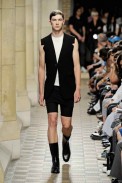 desfiles-rafsimons-parisverao2009menrtw-139