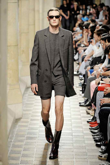 desfiles-rafsimons-parisverao2009menrtw-144