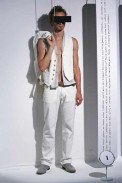 desfiles-martinmargiela-parisverao2009menrtw-100