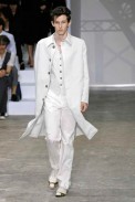desfiles-lvuitton-parisverao2009menrtw-102