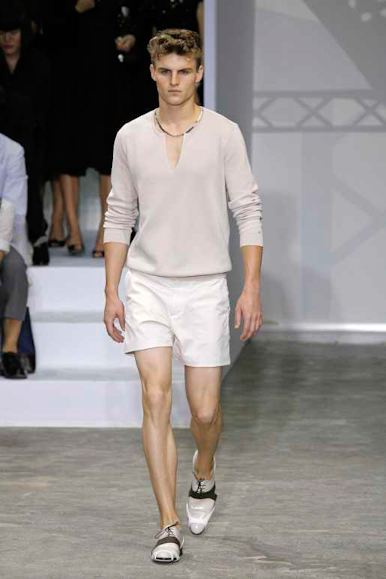 desfiles-lvuitton-parisverao2009menrtw-104