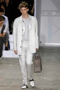 desfiles-lvuitton-parisverao2009menrtw-105
