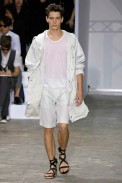 desfiles-lvuitton-parisverao2009menrtw-107
