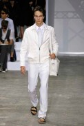 desfiles-lvuitton-parisverao2009menrtw-109