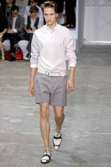 desfiles-lvuitton-parisverao2009menrtw-118