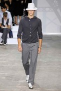 desfiles-lvuitton-parisverao2009menrtw-119