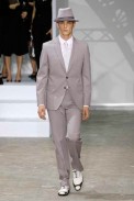 desfiles-lvuitton-parisverao2009menrtw-121