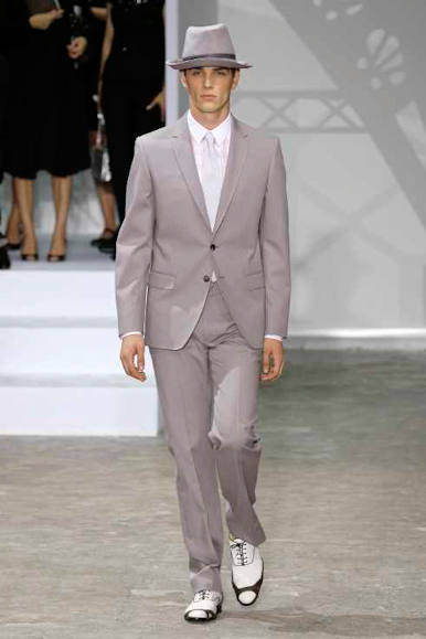 desfiles-lvuitton-parisverao2009menrtw-121
