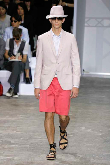 desfiles-lvuitton-parisverao2009menrtw-123