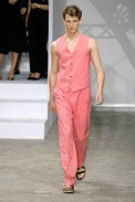 desfiles-lvuitton-parisverao2009menrtw-126