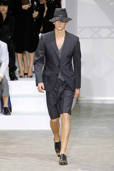 desfiles-lvuitton-parisverao2009menrtw-135