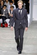 desfiles-lvuitton-parisverao2009menrtw-139